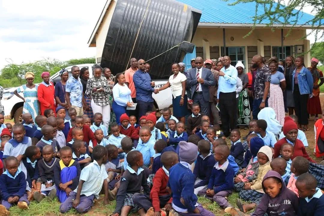 Governor Malombe Delivers Water Tank to Kyamboo Primary School in Kanyonyoo